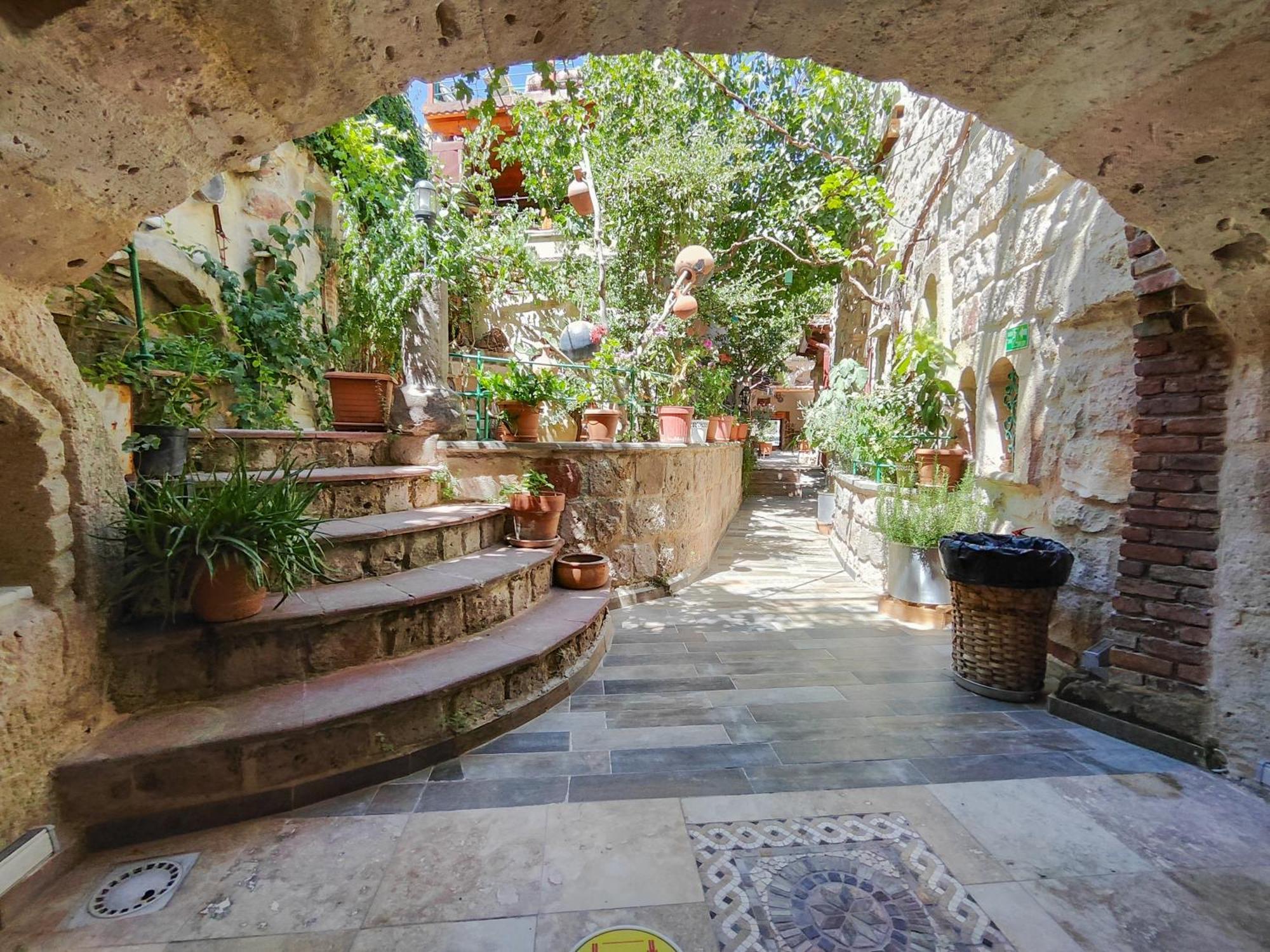 Vintage Cave House Hotel Гьореме Екстериор снимка